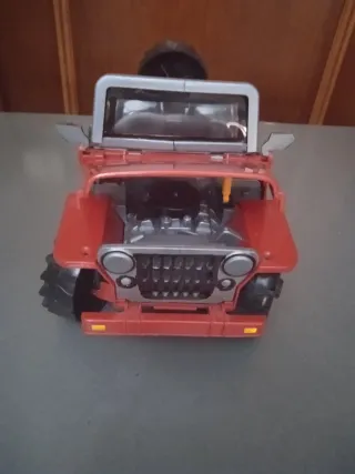 Coche de Juguete Rojo Jeep.