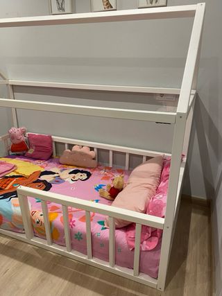 Cama casita con somier