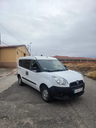 FIAT Doblò 2013