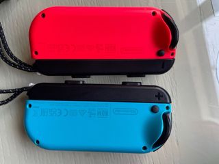 Joy-Con Nintendo Switch Azul y Rojo ORIGINALES