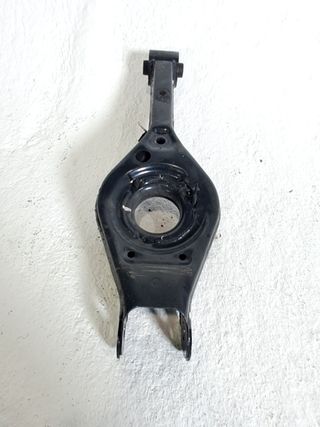 BRAZO SUSPENSION INFERIOR TRASERO DERECHO KIA SPORTAGE III (