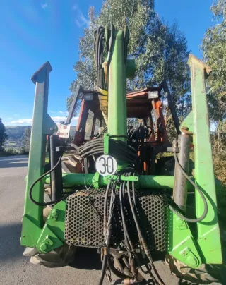 Fiatagri 100-90 S DT con equipo forestal Toimil
