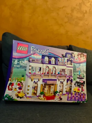 LEGO Friends 41101 Grand Hotel Heartlake