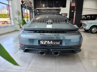 Porsche 911 2025