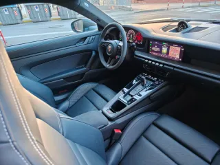 Porsche 911 2025