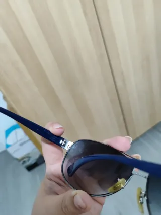 Gafas de sol Ray-Ban negras y grises