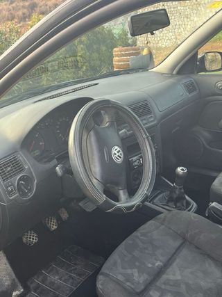 Volkswagen Golf 2002