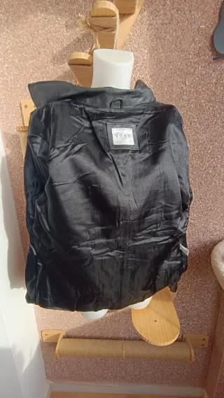 Chaqueta de cuero negra