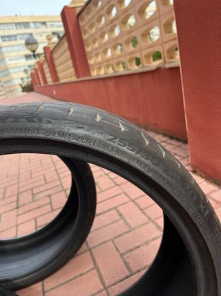 Neumático Continental SportContact 7 255/30 ZR20