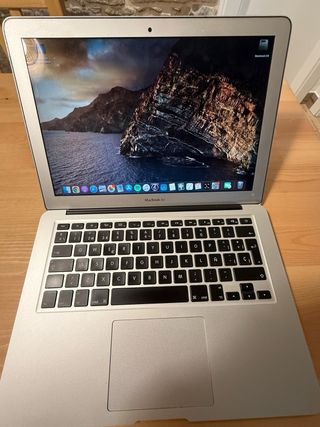 MacBook Air 13 2015 Plata buen estado