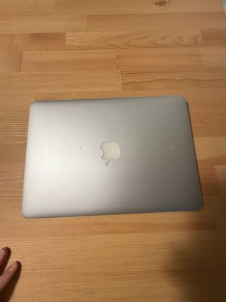 MacBook Air 13 2015 Plata buen estado