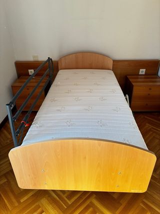 Cama Gerialine lift3-N articulada eléctrica