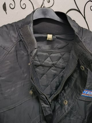 Chaqueta de moto negra