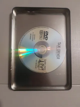 Taxi Driver DVD (Español). En caja metálica.