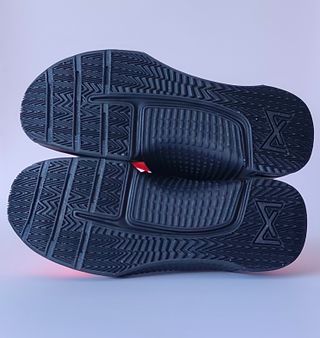 T42.5 - Nike Metcon 9 Hombre - hyper crimson-black