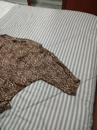 Conjunto Falda y Blusa Estampada