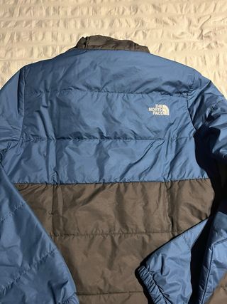Chamarra The North Face Azul y Negra