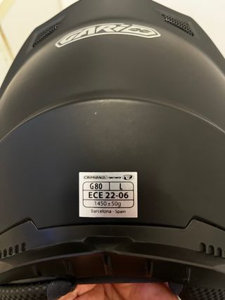 Casco de moto negro Garibaldi