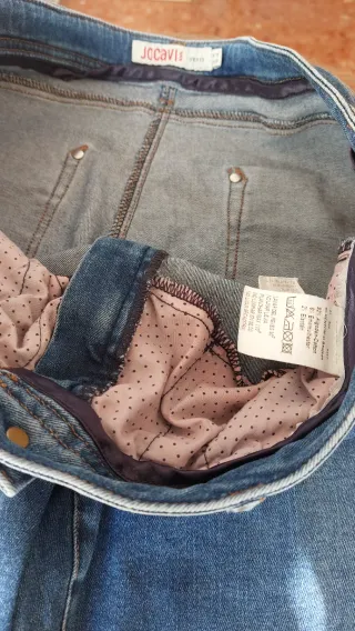 Pantalones tejanos marca Jocavi T. 46