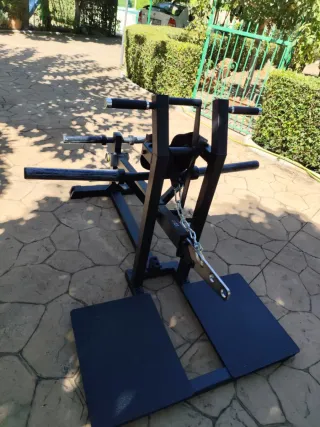 Máquina de gimnasio para sentadillas
