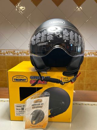 Casco de Moto tipo Jet. Negro mate. Talle M
