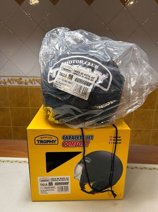 Casco de Moto tipo Jet. Negro mate. Talle M