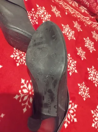 Sandalias zuecos Mustang Negros Mujer