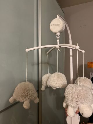 Móvil musical cuna Quax ovejas