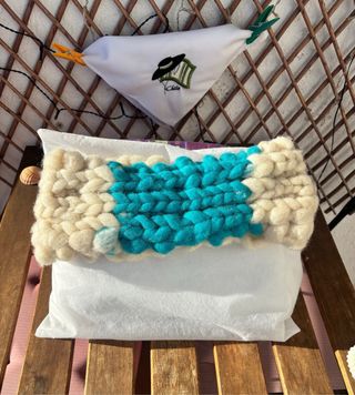 Bufanda tejida a mano de oveja merina chilena