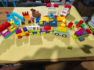 Lego Duplo auto Cars Pit Stop e Altro