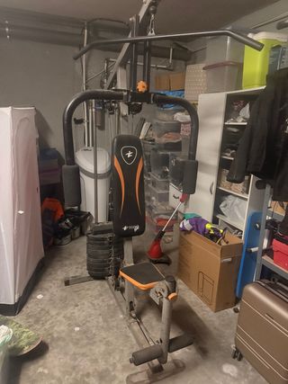 Máquina de gimnasio multifunción