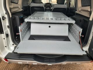 Cajonera - cama - colchón.