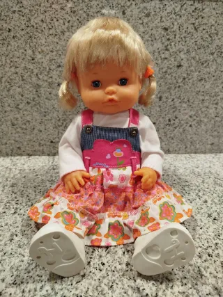 Muñeca Nenuco pelo rubio