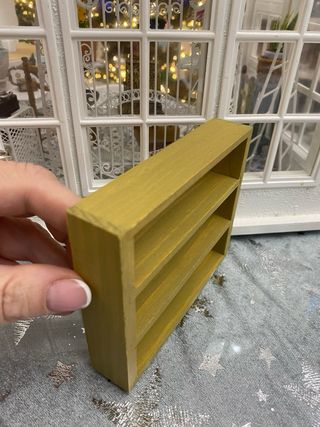 Esranteria para casa de muñecas