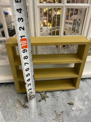 Esranteria para casa de muñecas