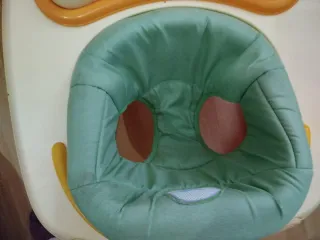 Tacatá Chicco para bebé, en perfecto estado.