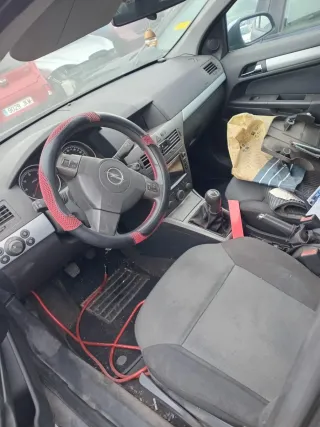 Despiece Opel Astra H 2006