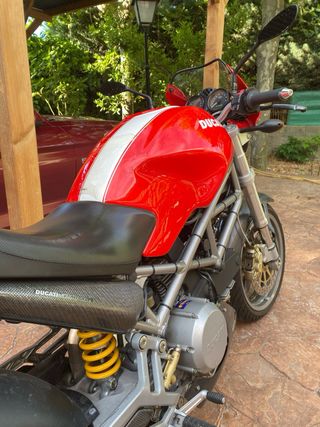 Ducati Monster 620 CAPIREX Limited Edition 2004