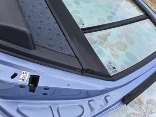 Puerta Trasera Derecha Azul