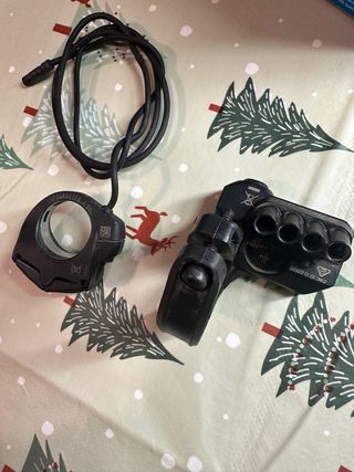 Shimano EW-AD305 y SW-EM800-L