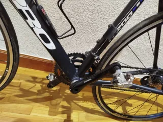 Bicicleta de carretera B-PRO R200