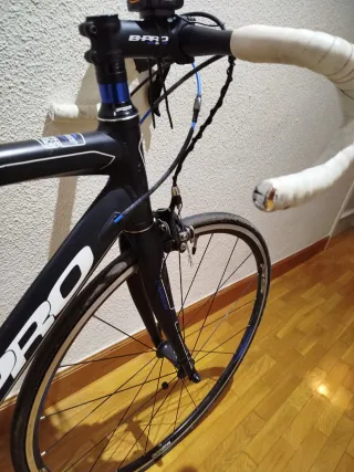 Bicicleta de carretera B-PRO R200