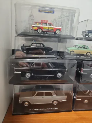 Coches Seat 1500 y 1400 escala 1/43-1/24