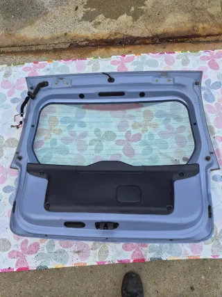 Portón trasero Hyundai Getz 1.5 CRDi GLS