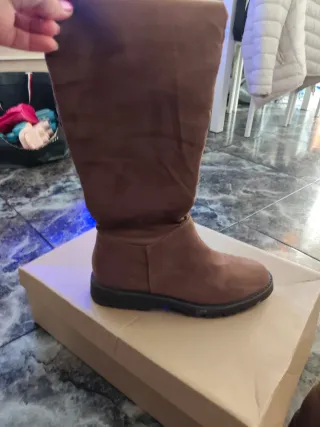Botas altas marrones