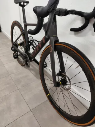 Bicicleta Carretera Scott Addict RC