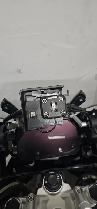 Adaptador Garmin Zumo XT a BMW