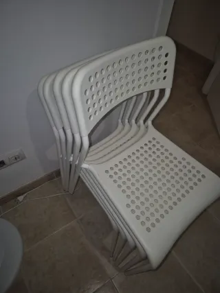 Mesa de comedor blanca retráctil + 6 sillas