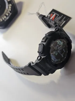 Reloj resistente camuflaje azul y verde