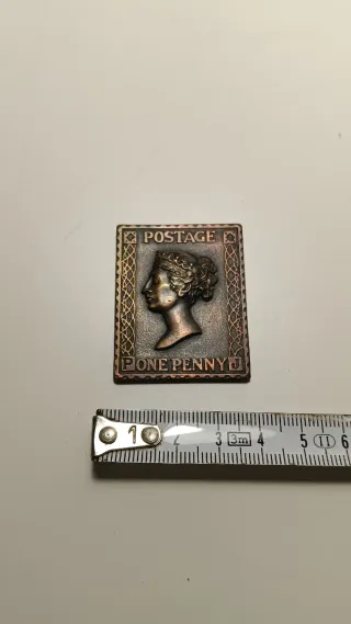 Sello Postage One Penny Bronce